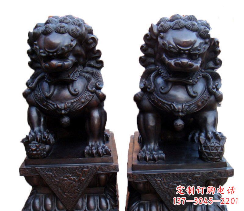 云南纯铜故宫狮子摆件雕塑