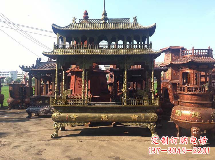 云南高浮雕螭龙纹铜香炉