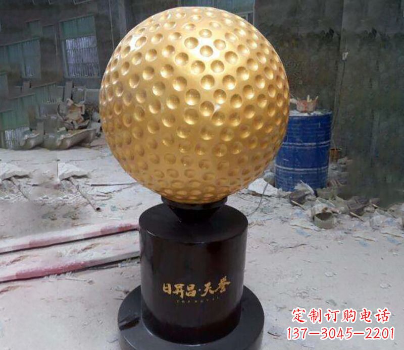 云南精致高尔夫球铜雕