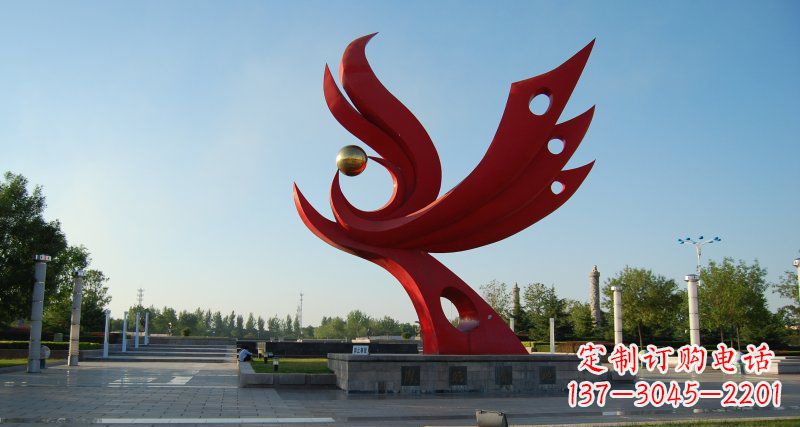 云南凤凰雕塑——浓缩的美丽传统
