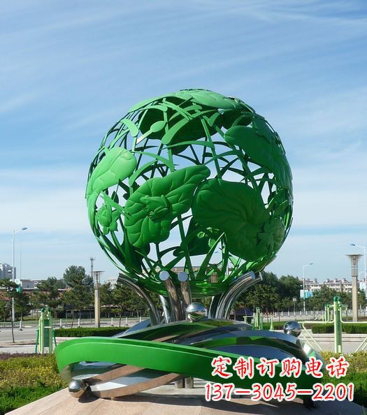 云南不锈钢镂空荷叶青蛙雕塑