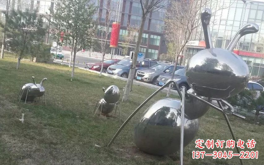 云南中领雕塑—不锈钢蚂蚁雕塑