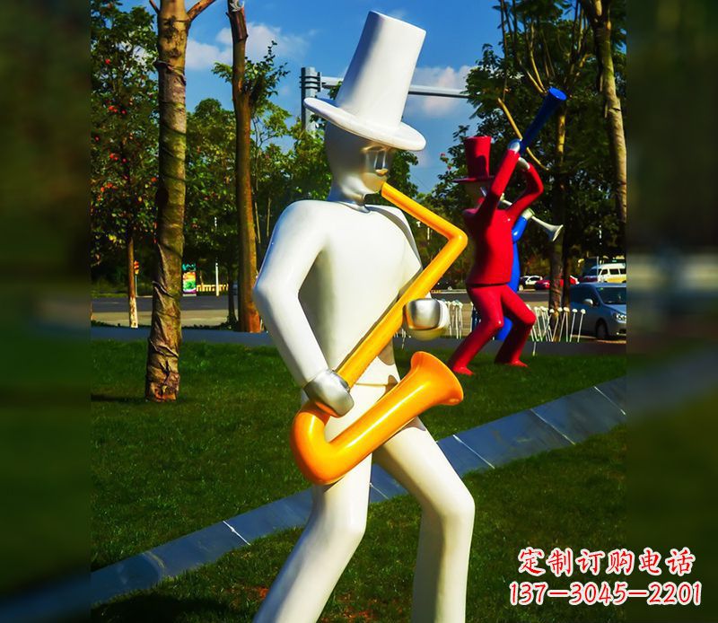 云南精美的萨克斯不锈钢雕塑