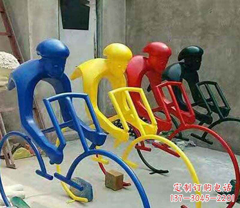 云南不锈钢自行车运动人物景观雕塑