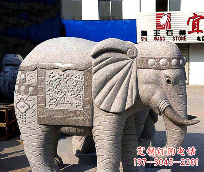 云南高品质缅甸大象雕塑