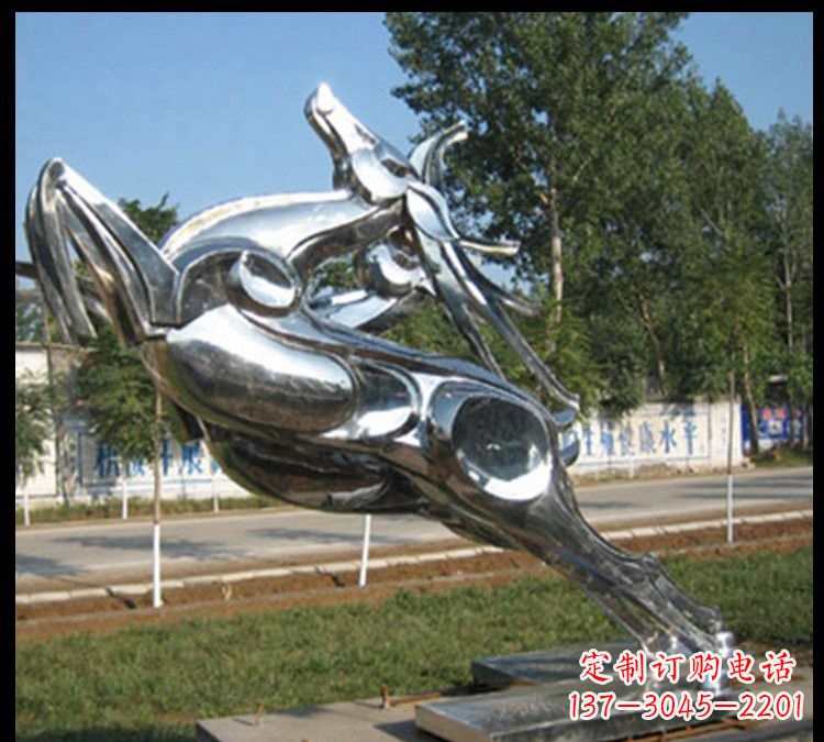 云南梅花鹿不锈钢雕塑新美的精美装饰