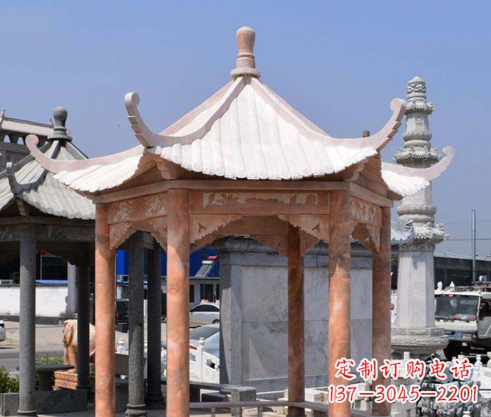 云南公园晚霞红石雕凉亭