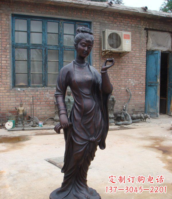 云南中领雕塑精美美女铜雕