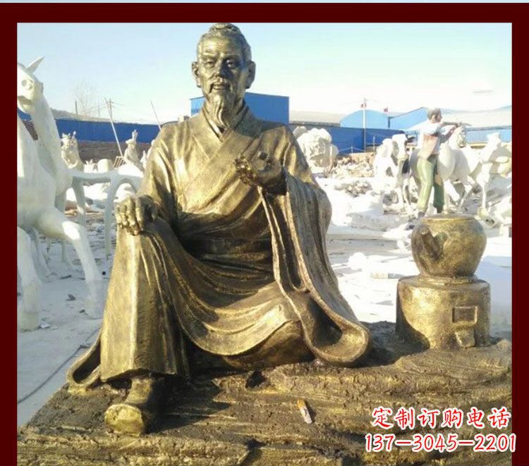 云南张仲景雕塑——杰出古代名人熬中药的传奇