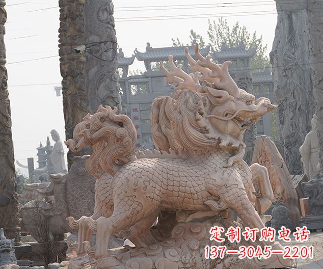 云南中领雕塑:古典麒麟石雕,美丽传承
