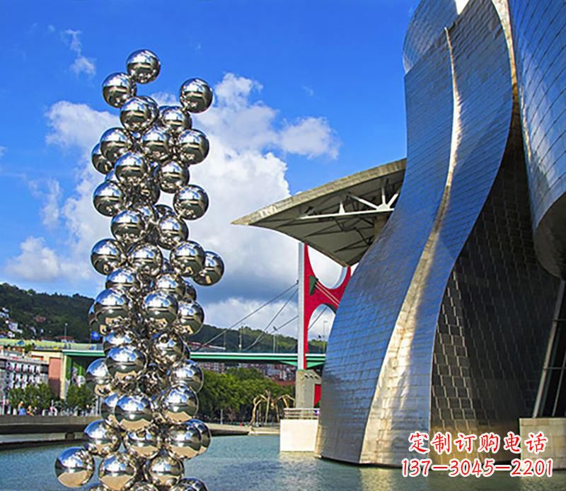 云南高端不锈钢抽象龙柱雕塑