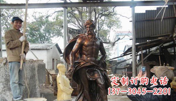 云南优雅而强大的男人雕塑