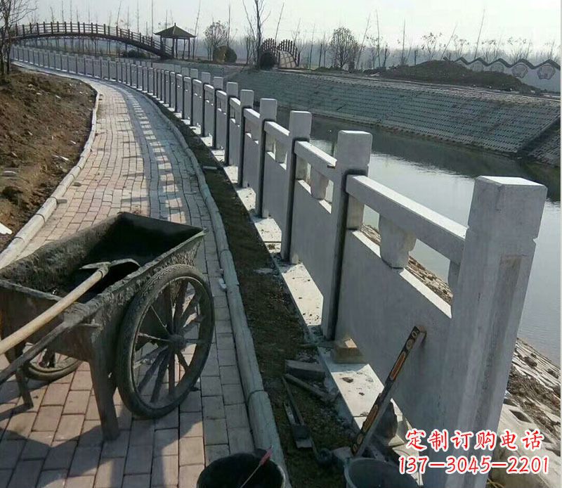 云南精美大理石栏杆石雕