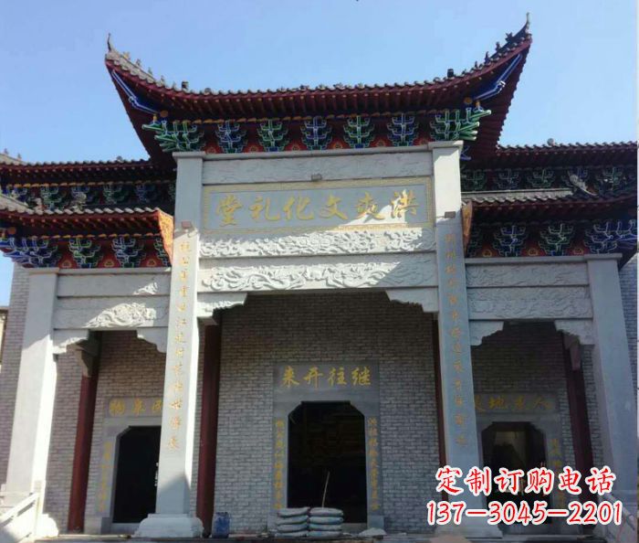 云南景区三门石雕牌楼，精美绝伦的艺术之作
