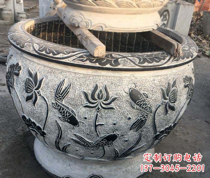 云南连年有余石浮雕仿古圆水缸