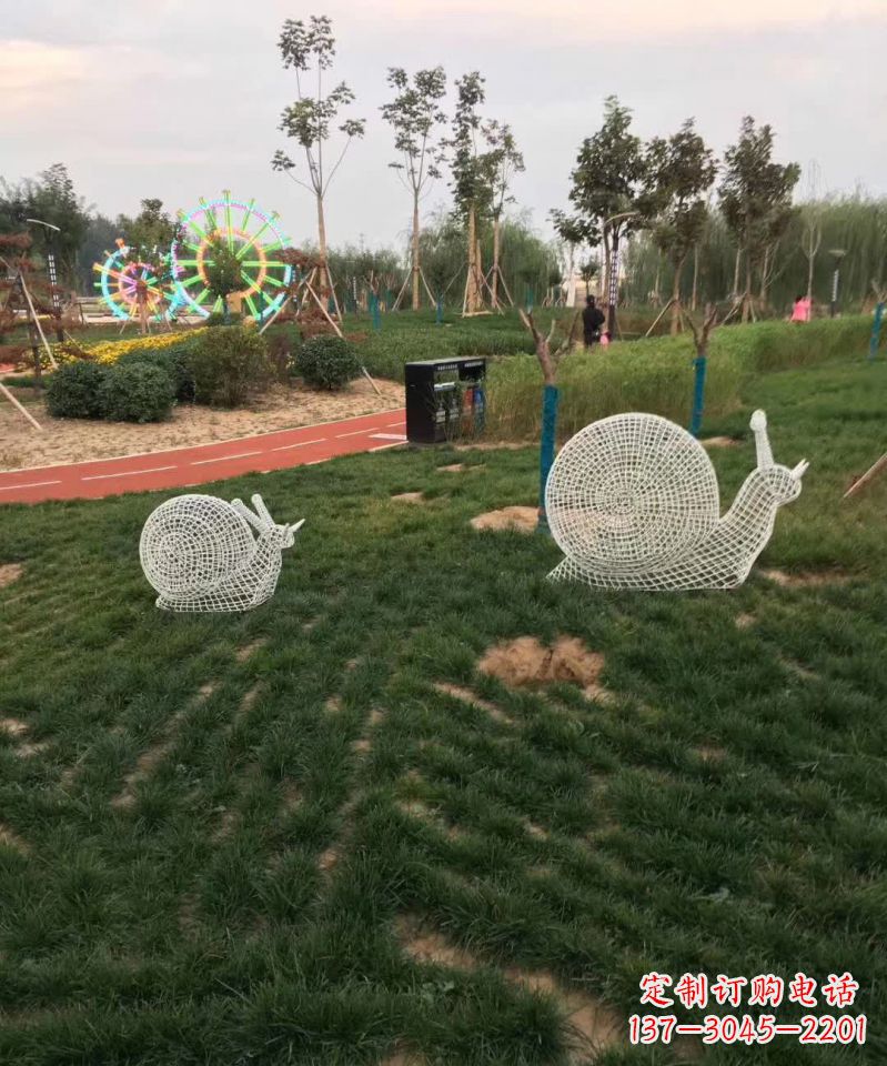 云南镂空蜗牛不锈钢雕塑