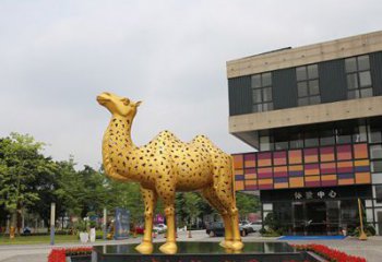 云南闪亮可爱的不锈钢骆驼雕塑