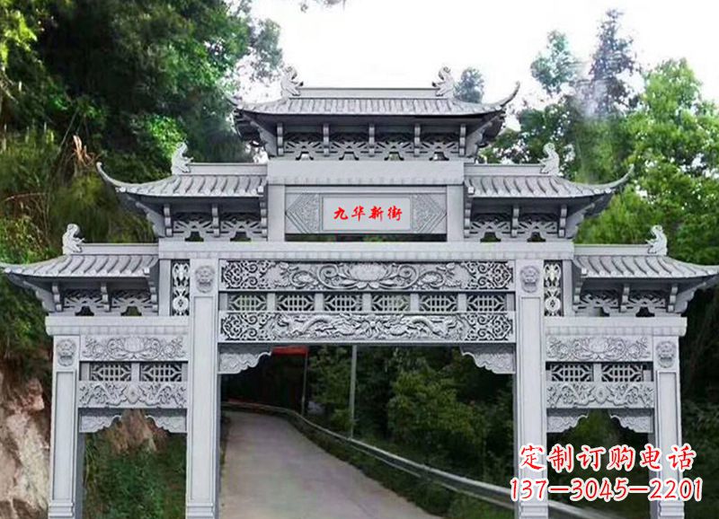 云南三门五楼石雕牌坊