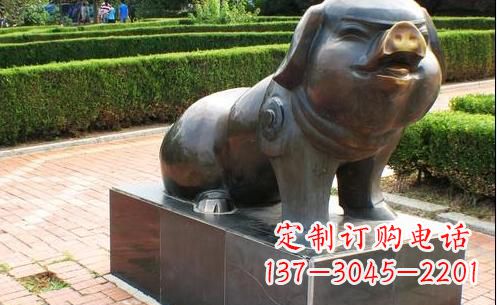 云南古典中国十二生肖猪铜雕塑