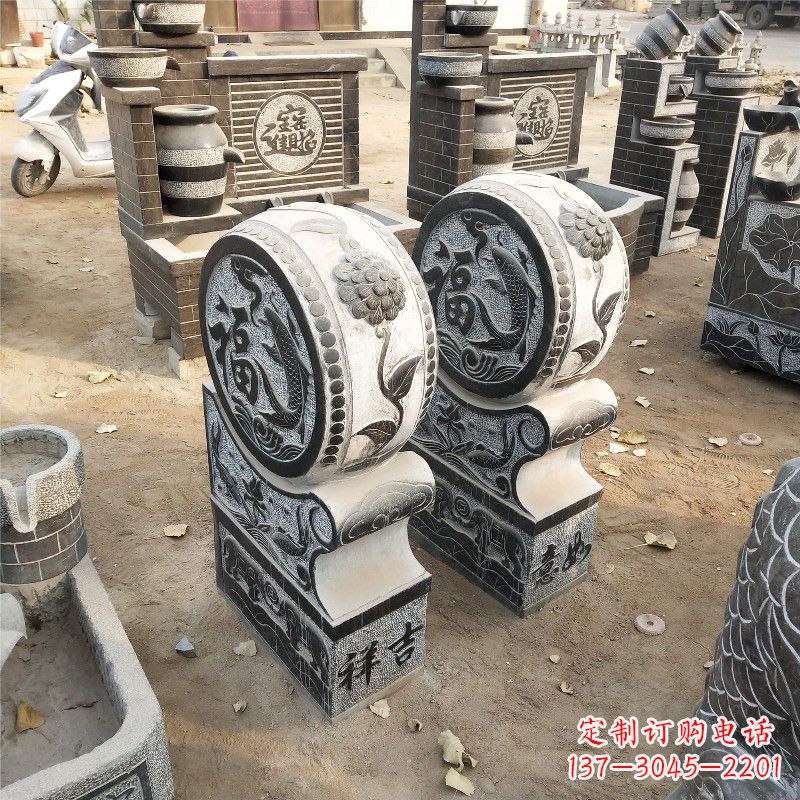 云南石雕青石门墩雕塑