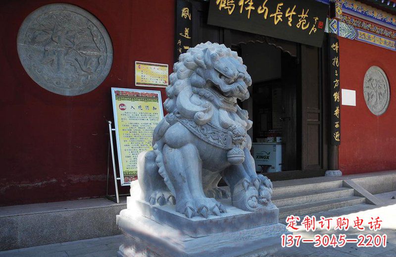 云南石狮子寺庙门口石雕