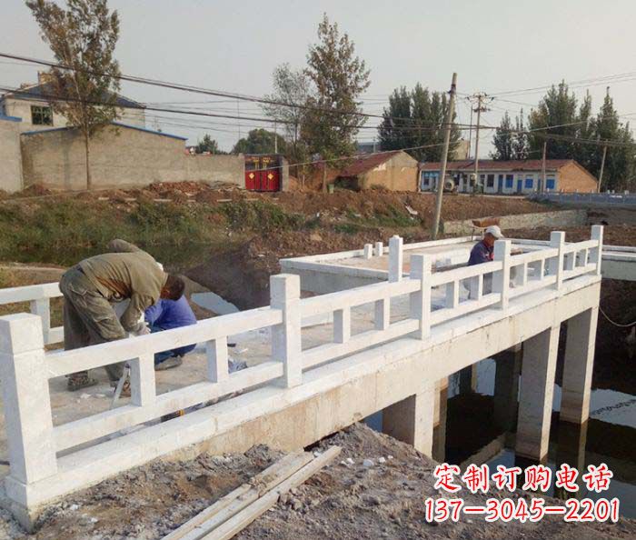 云南寺庙景观汉白玉栏板石雕