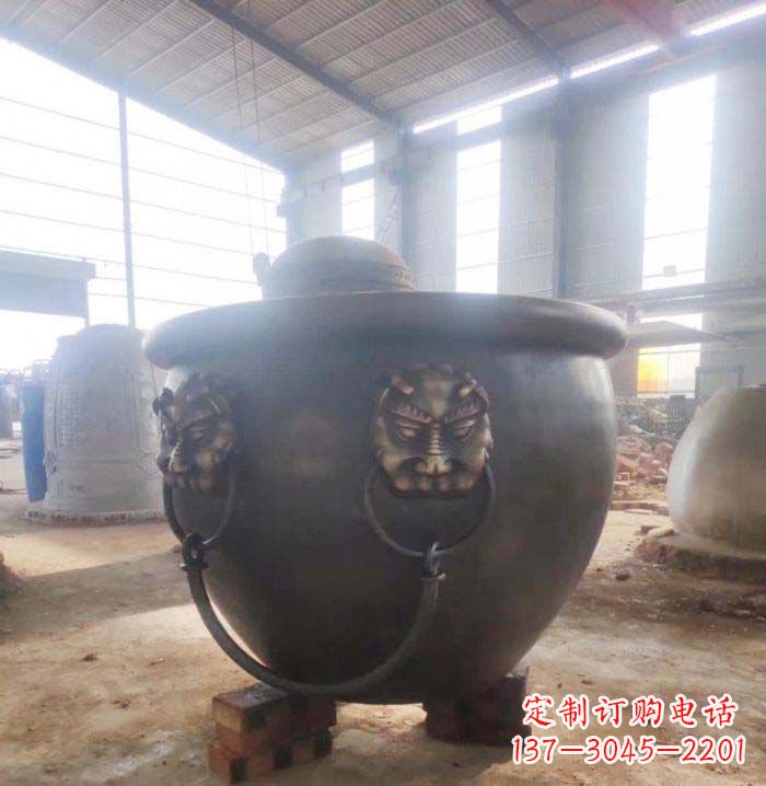 云南寺庙水缸铜雕