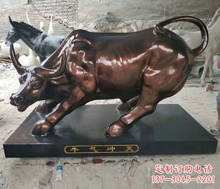云南铜雕城市牛气冲天