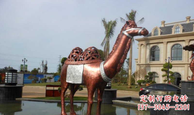 云南铜雕抽象骆驼