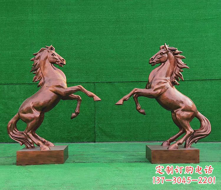 云南铜雕企业马到成功立马