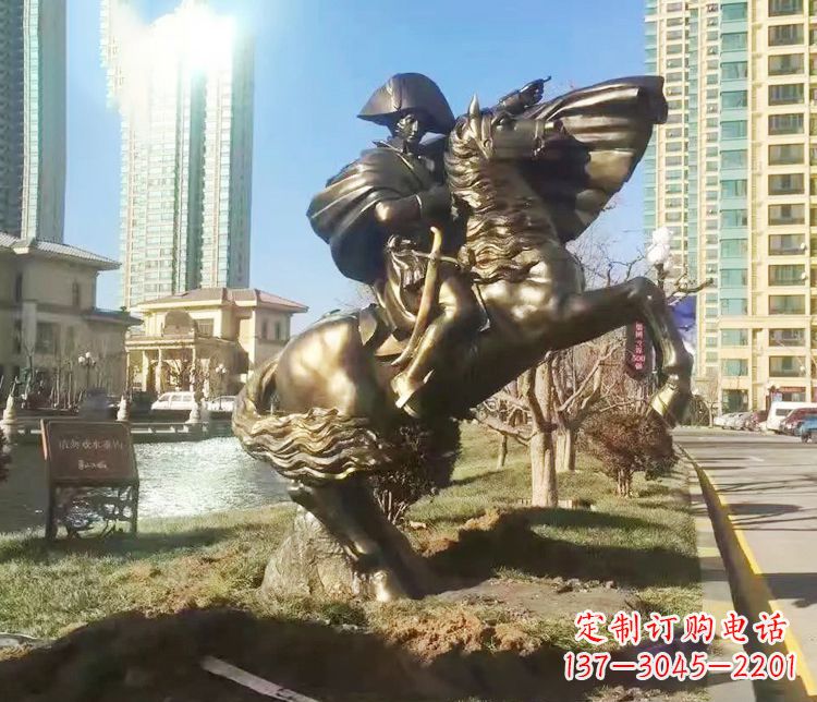 云南铜雕西方骑马雕塑人物