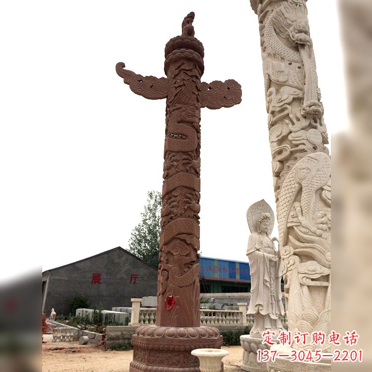 云南晚霞红华表石柱