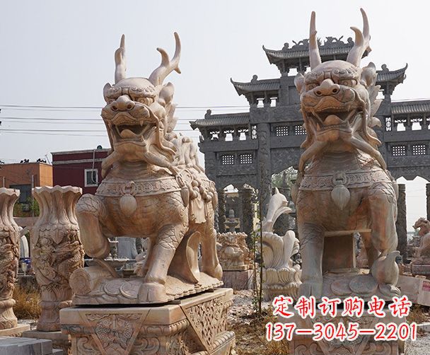 云南晚霞红瑞兽麒麟石雕 (2)