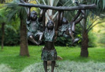 云南铜雕树枝是中领雕塑专为儿童设计制作的一种…