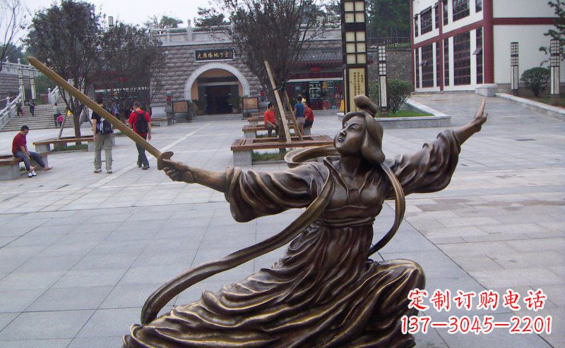 云南舞剑的古代美女古代人物铜雕