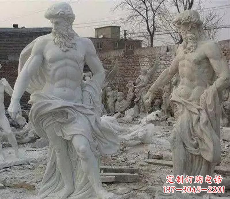 云南西方阿基米德人物石雕