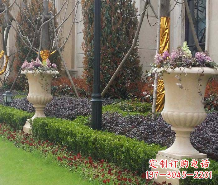 云南小区景观汉白玉花盆石雕