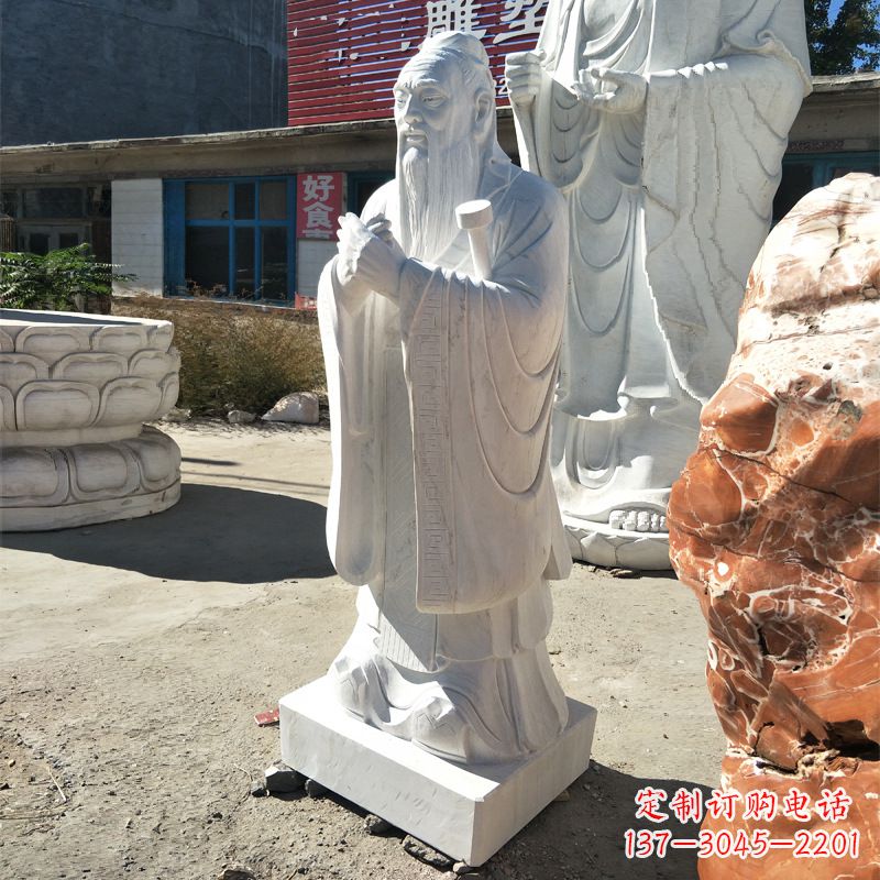 云南校园孔子像雕塑