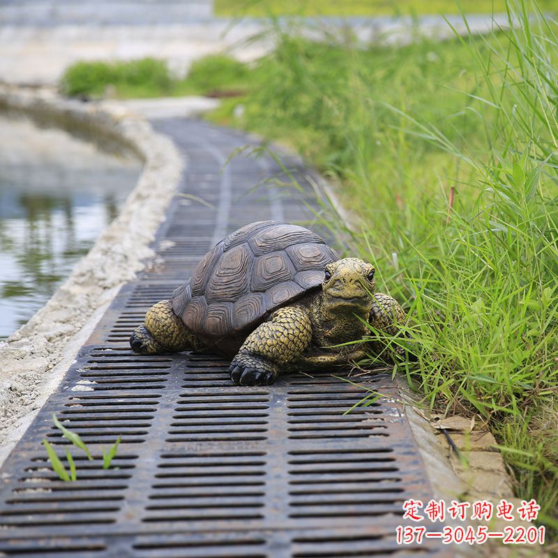 云南园林水景动物仿真乌龟雕塑