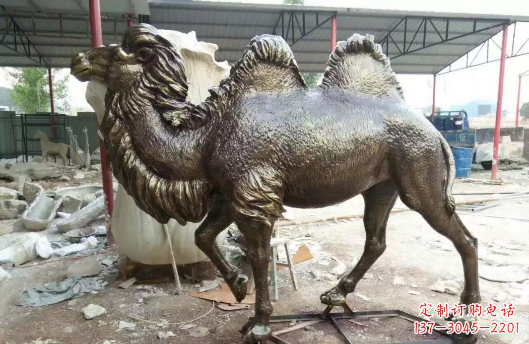 云南铸铜骆驼雕塑 (2)